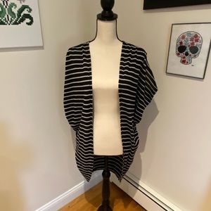 *LAST CHANCE*  Loose Knit Open Drape (6.27.20)